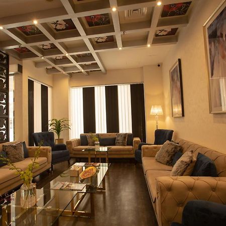 Loumage Hotel & Suites Манама Екстер'єр фото