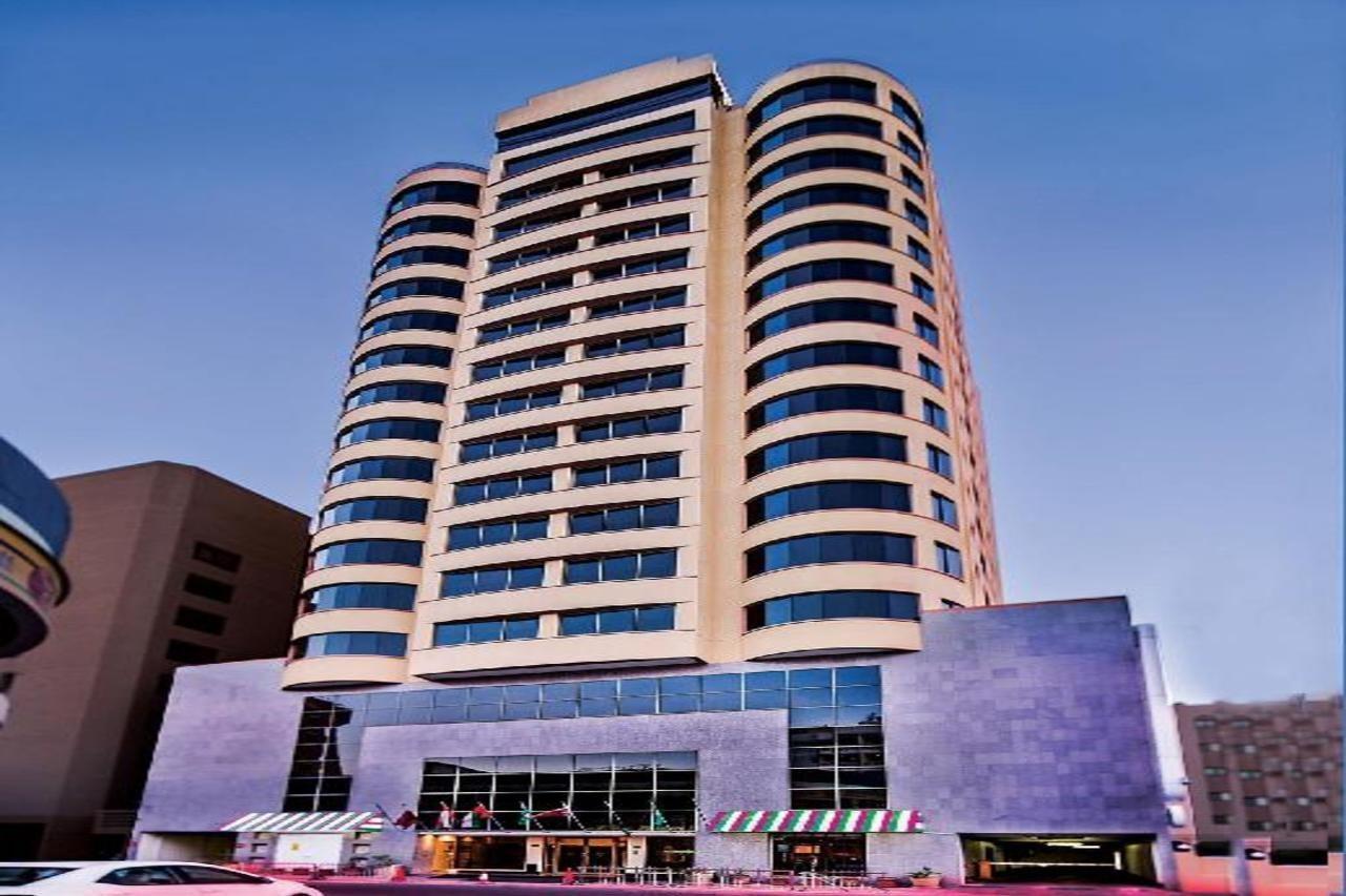 Loumage Hotel & Suites Манама Екстер'єр фото