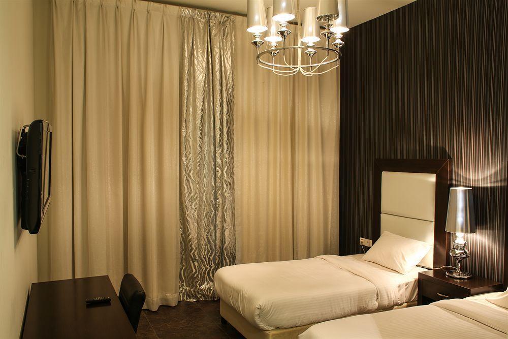 Loumage Hotel & Suites Манама Екстер'єр фото