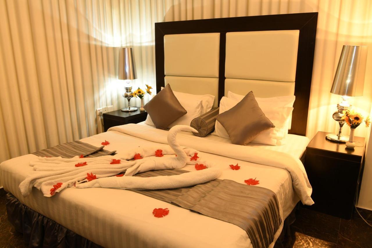 Loumage Hotel & Suites Манама Екстер'єр фото