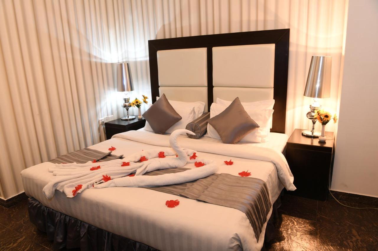 Loumage Hotel & Suites Манама Екстер'єр фото